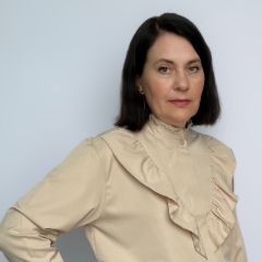 Сыромятникова Лариса